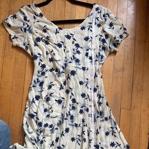 Vintage floral midi sundress
